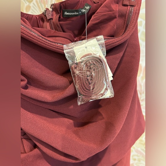 NEW NWT Abercrombie & Fitch Strapless Long Line Burgundy Tube Jumpsuit Sz Small - Picture 6 of 7